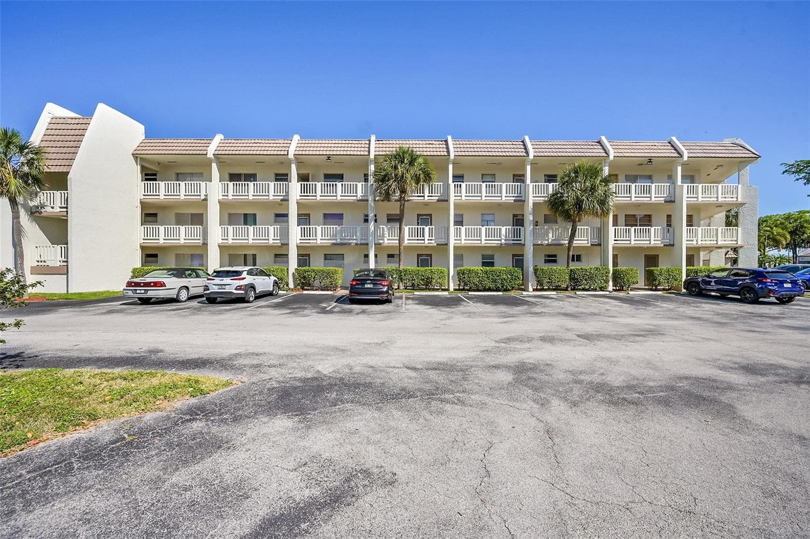 6800 Royal Palm Boulevard # 102, Margate, FL 33063 photo 3