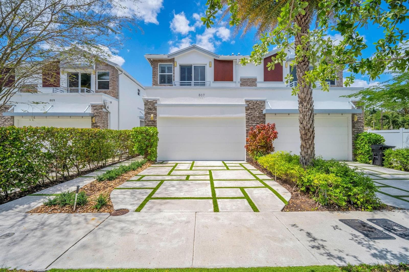 807 SW 7th Avenue, Fort Lauderdale, FL 33315 photo 2
