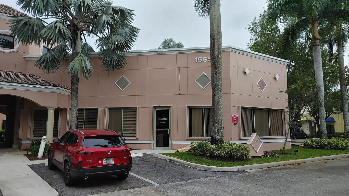 1565 N Park Drive # 104, Weston, FL 33326
