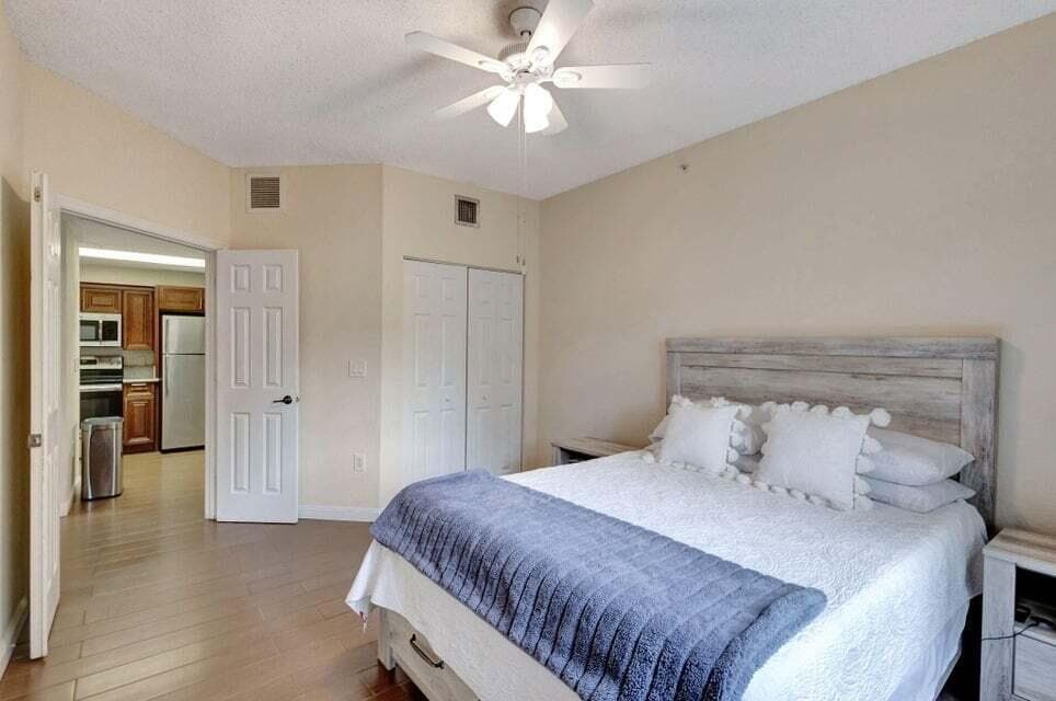 2728 Anzio Court # 105, Palm Beach Gardens, FL 33410 photo 3