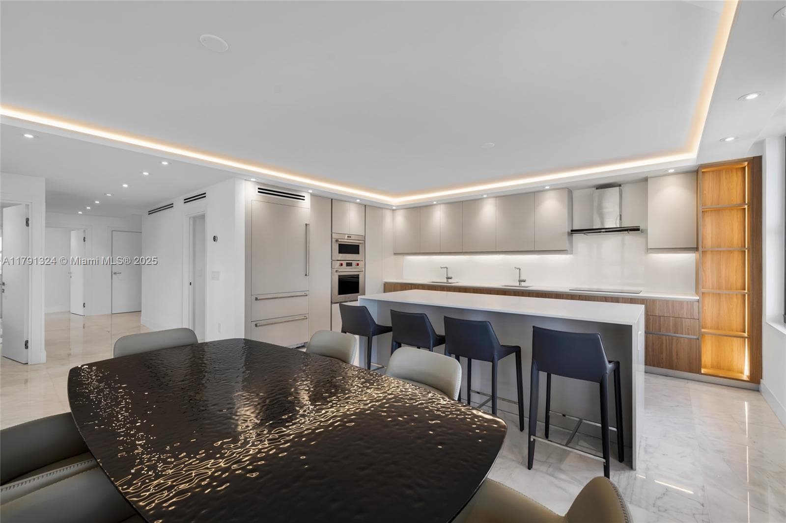 9801 Collins Ave # 17R, Bal Harbour, FL 33154 photo 4