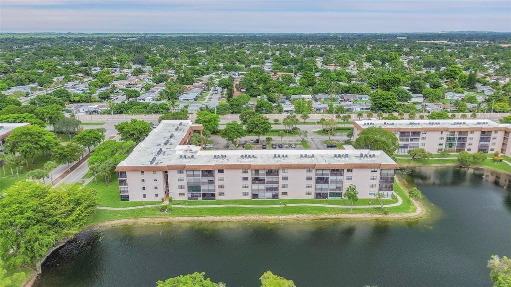 6095 N Sabal Palm Boulevard # 212, Tamarac, FL 33319 photo 4