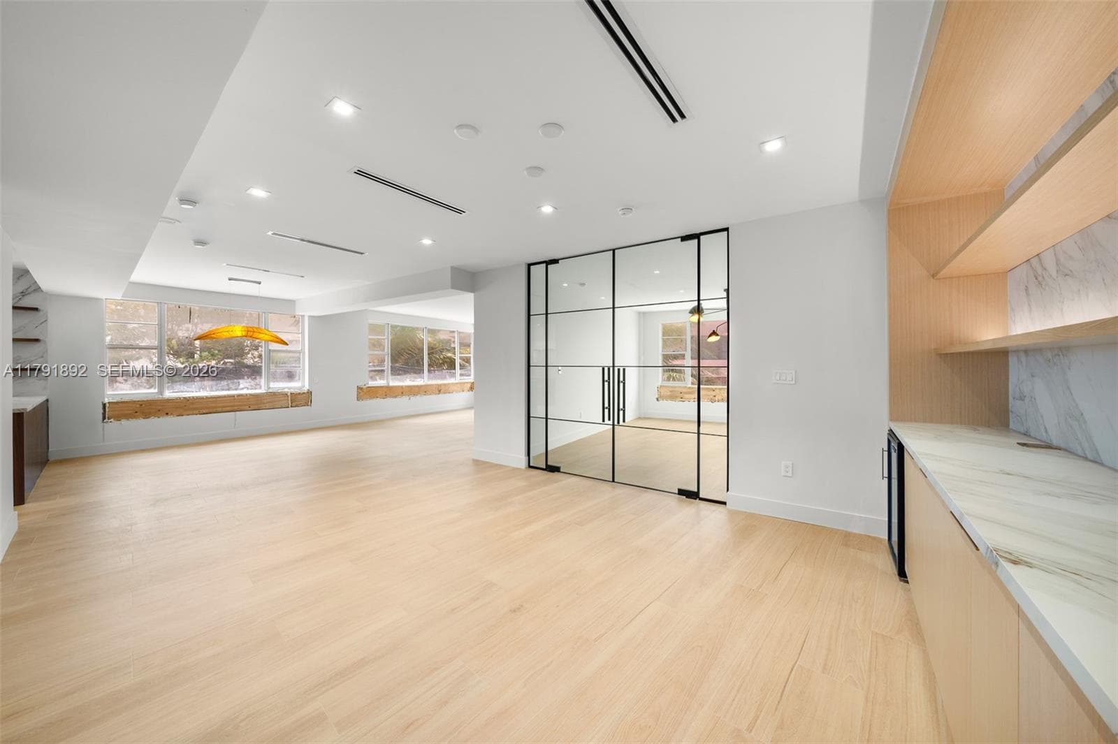 5255 Collins Ave # 2J, Miami Beach, FL 33140 photo 2