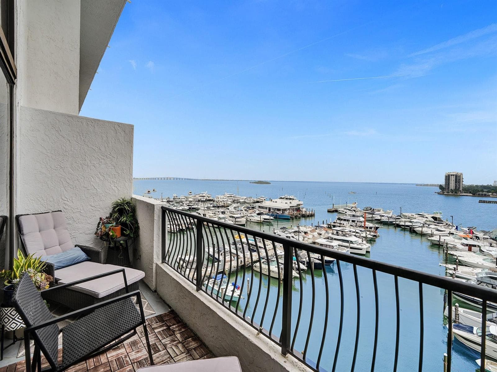 555 NE 15th Street # T4(704), Miami, FL 33132 photo 3