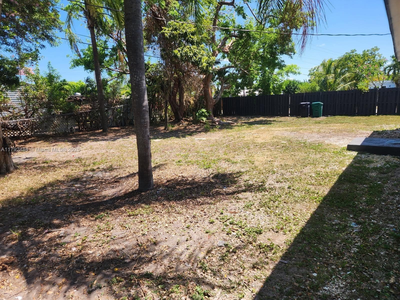 9340 Martinique Dr, Cutler Bay, FL 33189 photo 4