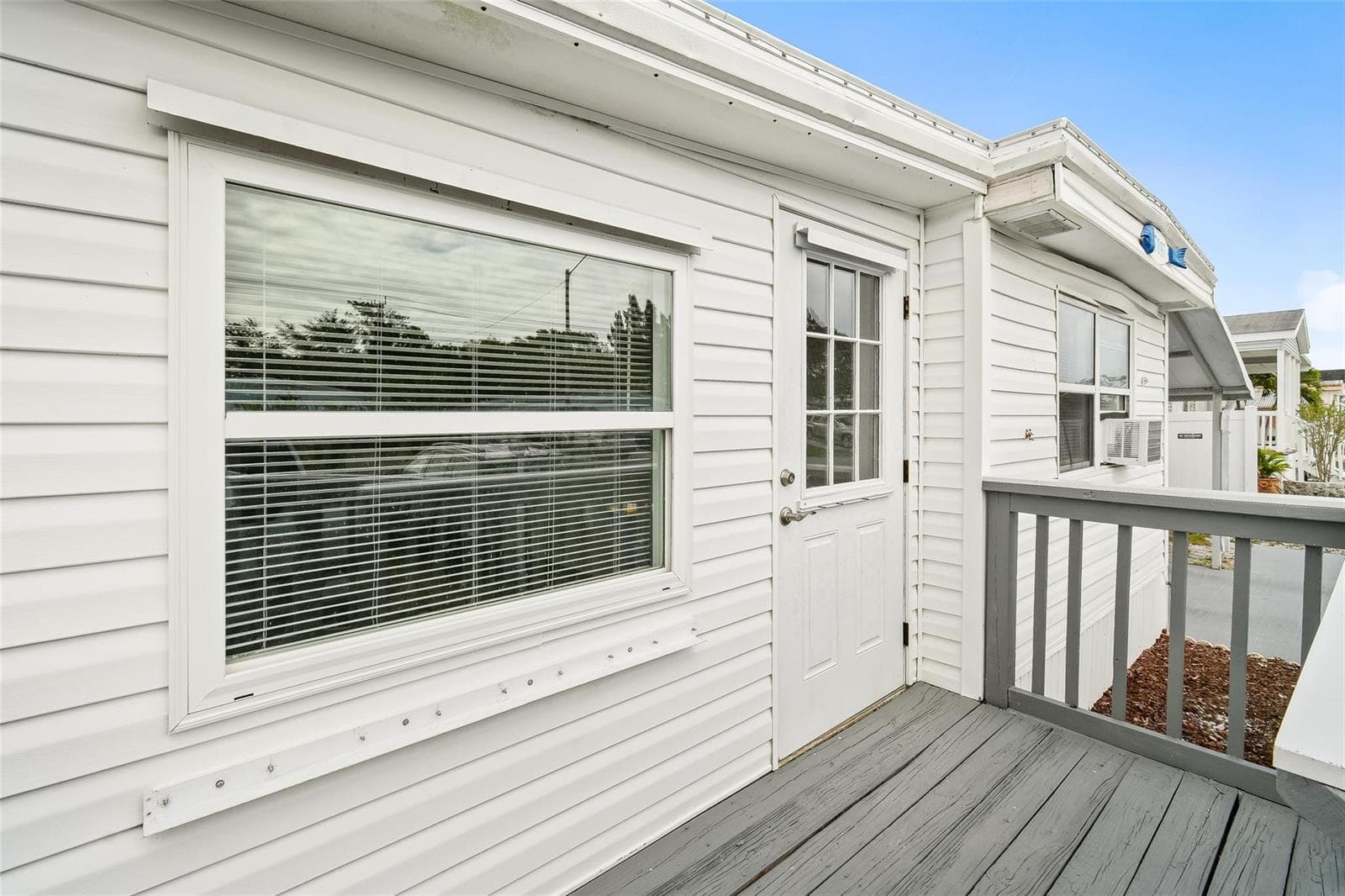 7897 SE Swan Avenue, Hobe Sound, FL 33455 photo 2