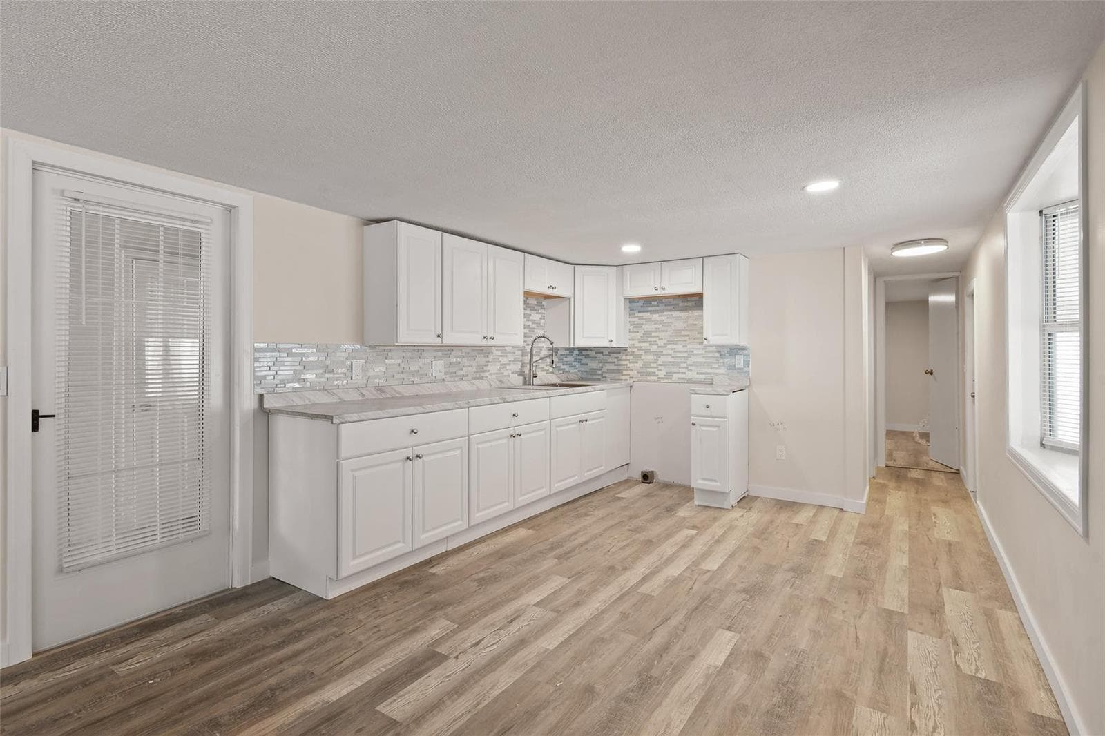 7897 SE Swan Avenue, Hobe Sound, FL 33455 photo 5