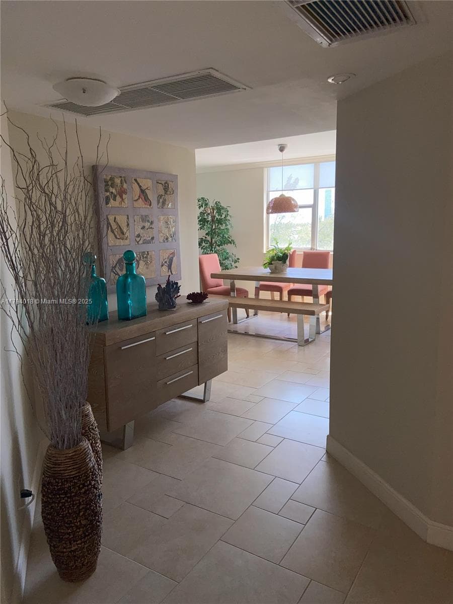 3180 S Ocean Dr # 716, Hallandale Beach, FL 33009 photo 2