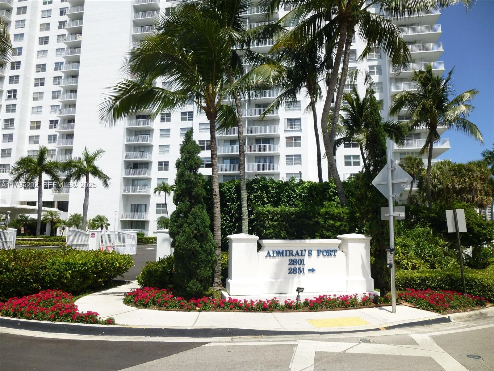 2801 NE 183rd St # 1507W, Aventura, FL 33160 photo 2