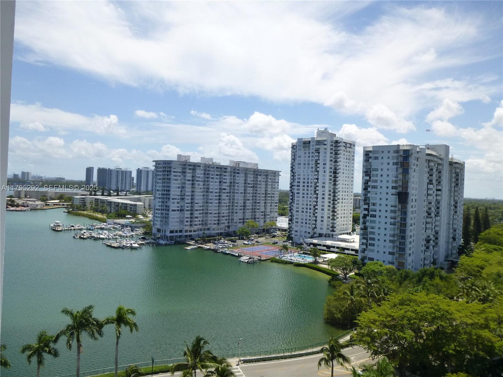 2801 NE 183rd St # 1507W, Aventura, FL 33160 photo 3