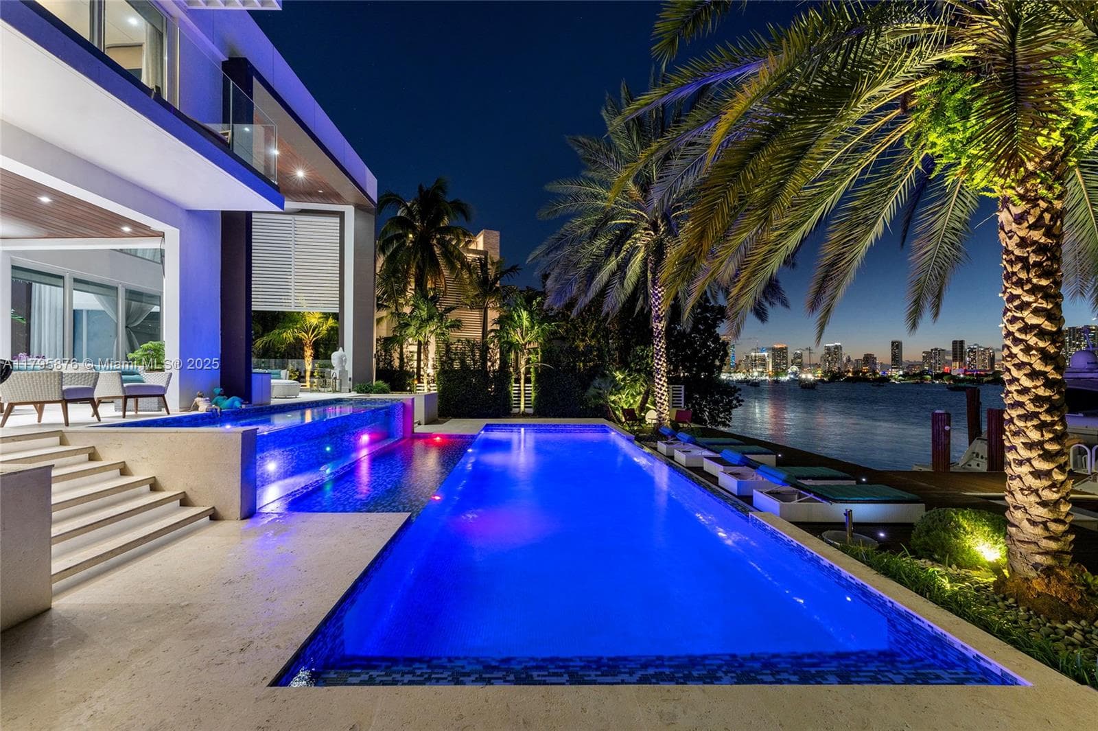 441 N Hibiscus Dr, Miami Beach, FL 33139 photo 2