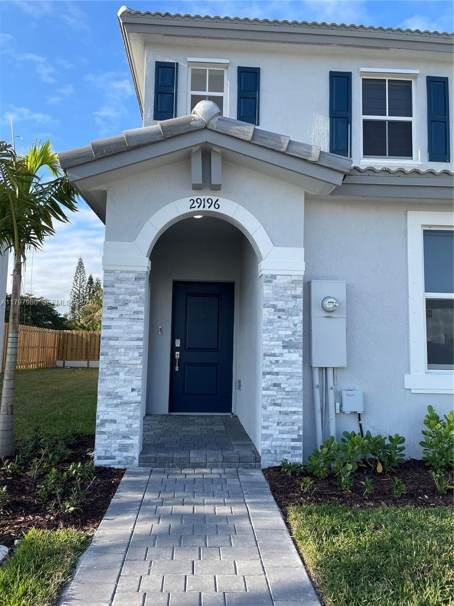 29196 SW 163rd Ct, Homestead, FL 33033 photo 2
