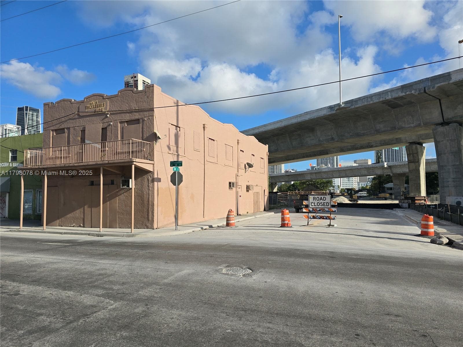 130 NW 14th St, Miami, FL 33136 photo 2