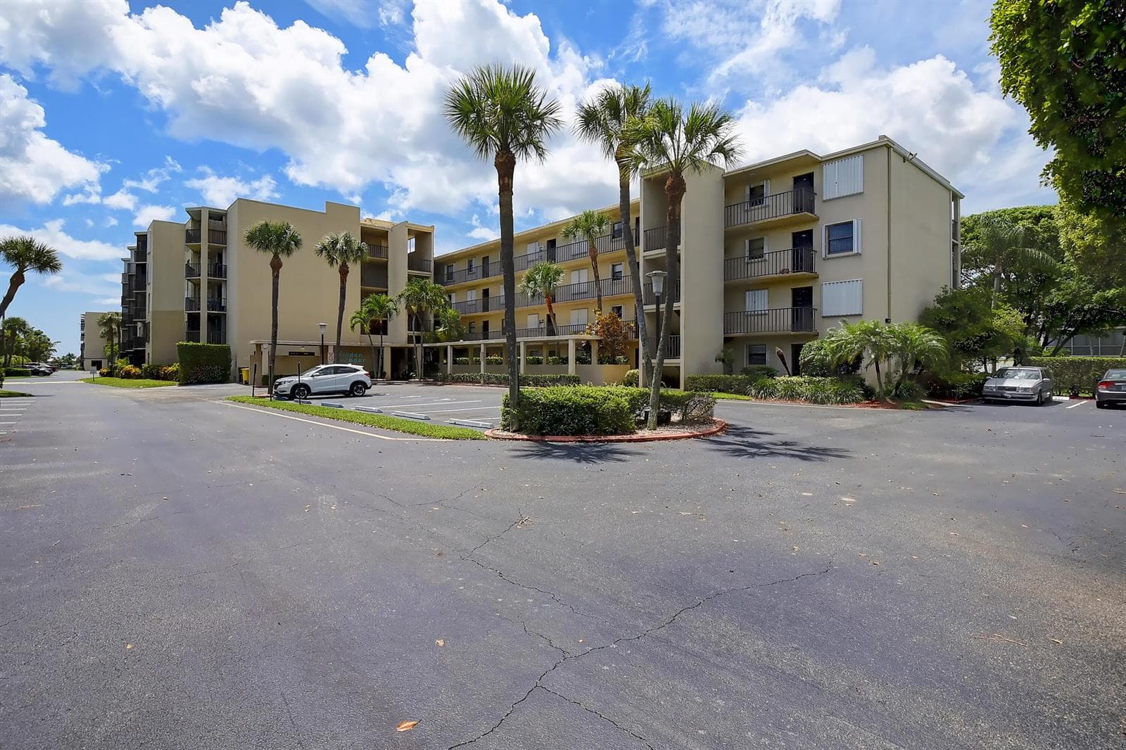 890 N Federal Highway # 206, Lantana, FL 33462 photo 2