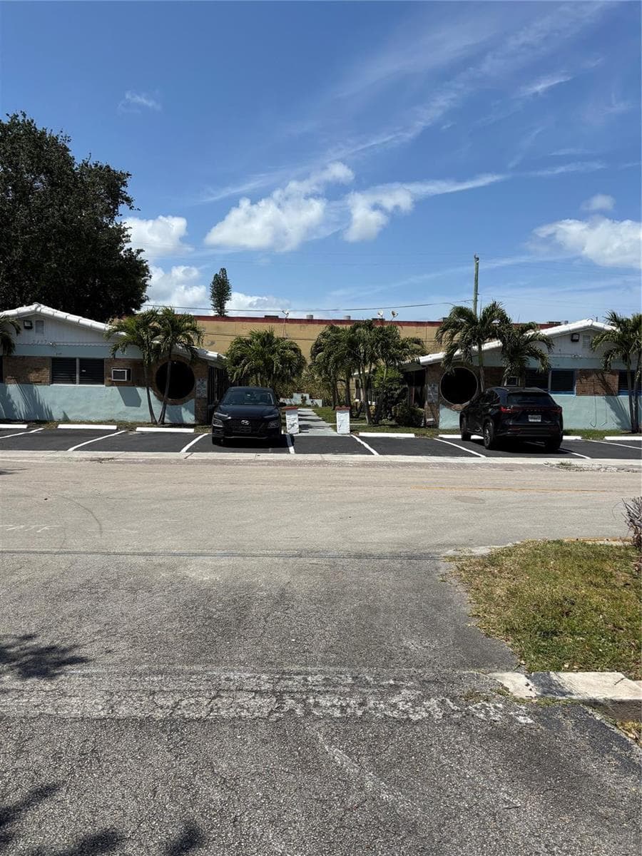 2117 Polk Street, Hollywood, FL 33020 photo 5