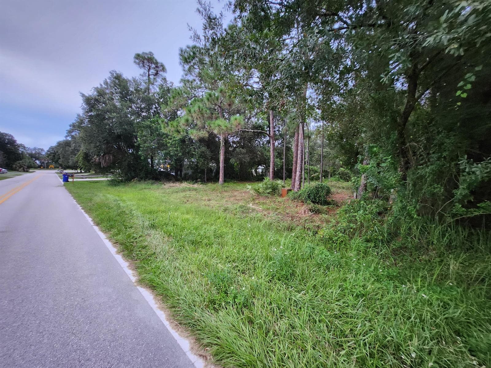 2420 85th Court, Vero Beach, FL 32966 photo 2