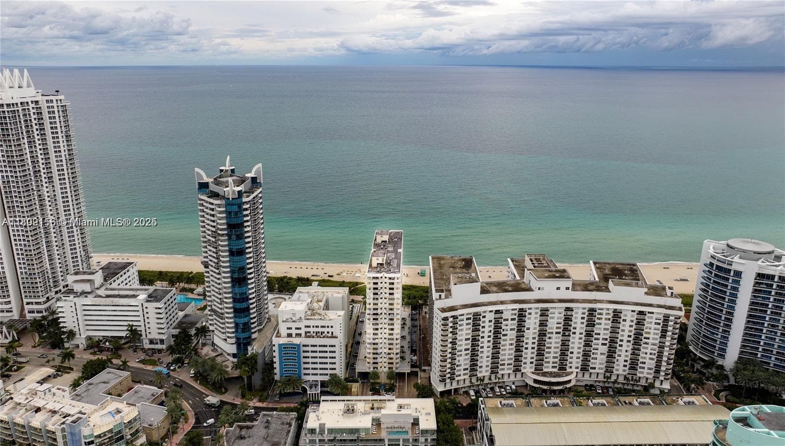 6061 Collins Ave # 7D, Miami Beach, FL 33140 photo 3