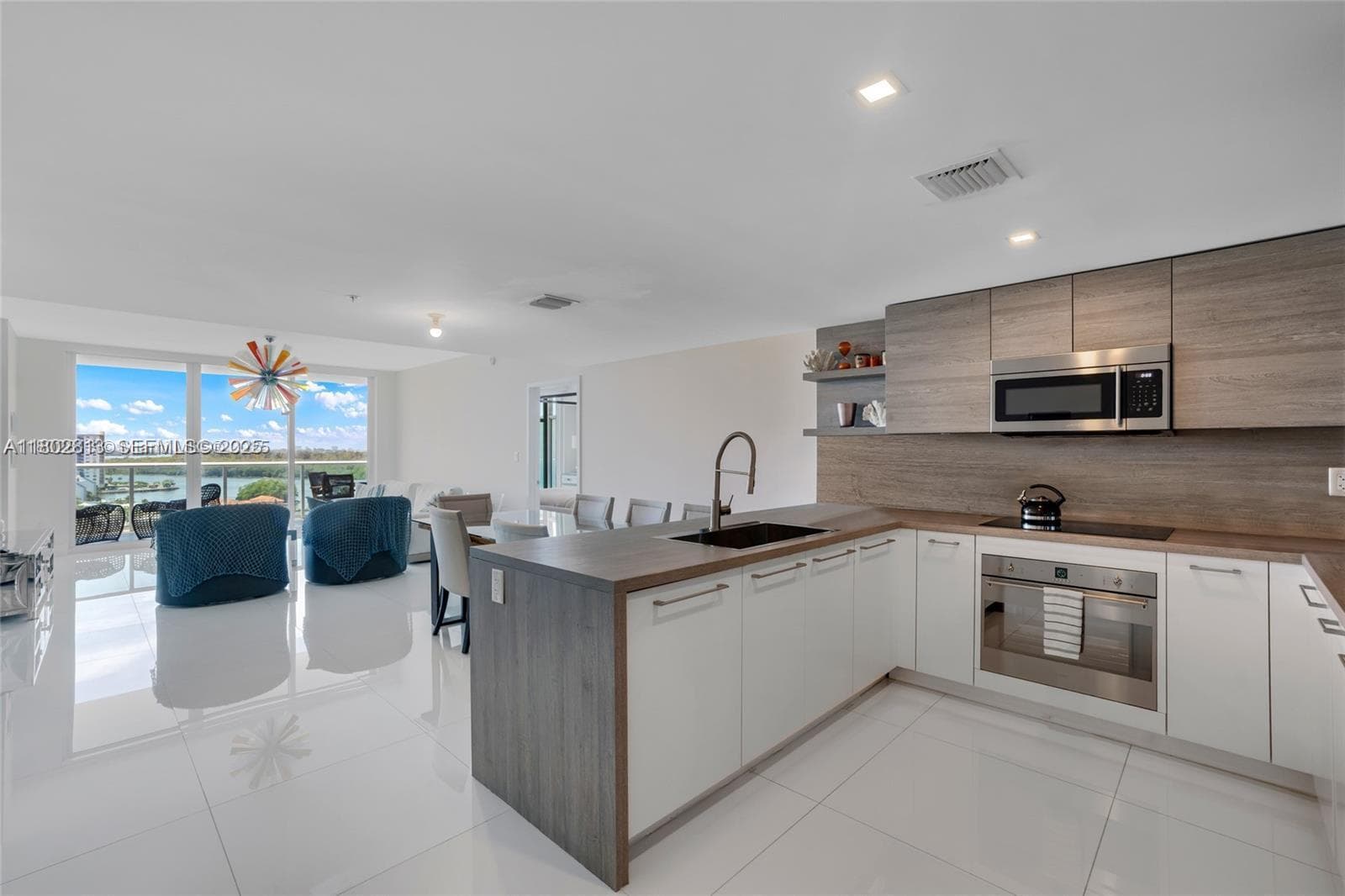 400 Sunny Isles # 1106, Sunny Isles Beach, FL 33160 photo 2