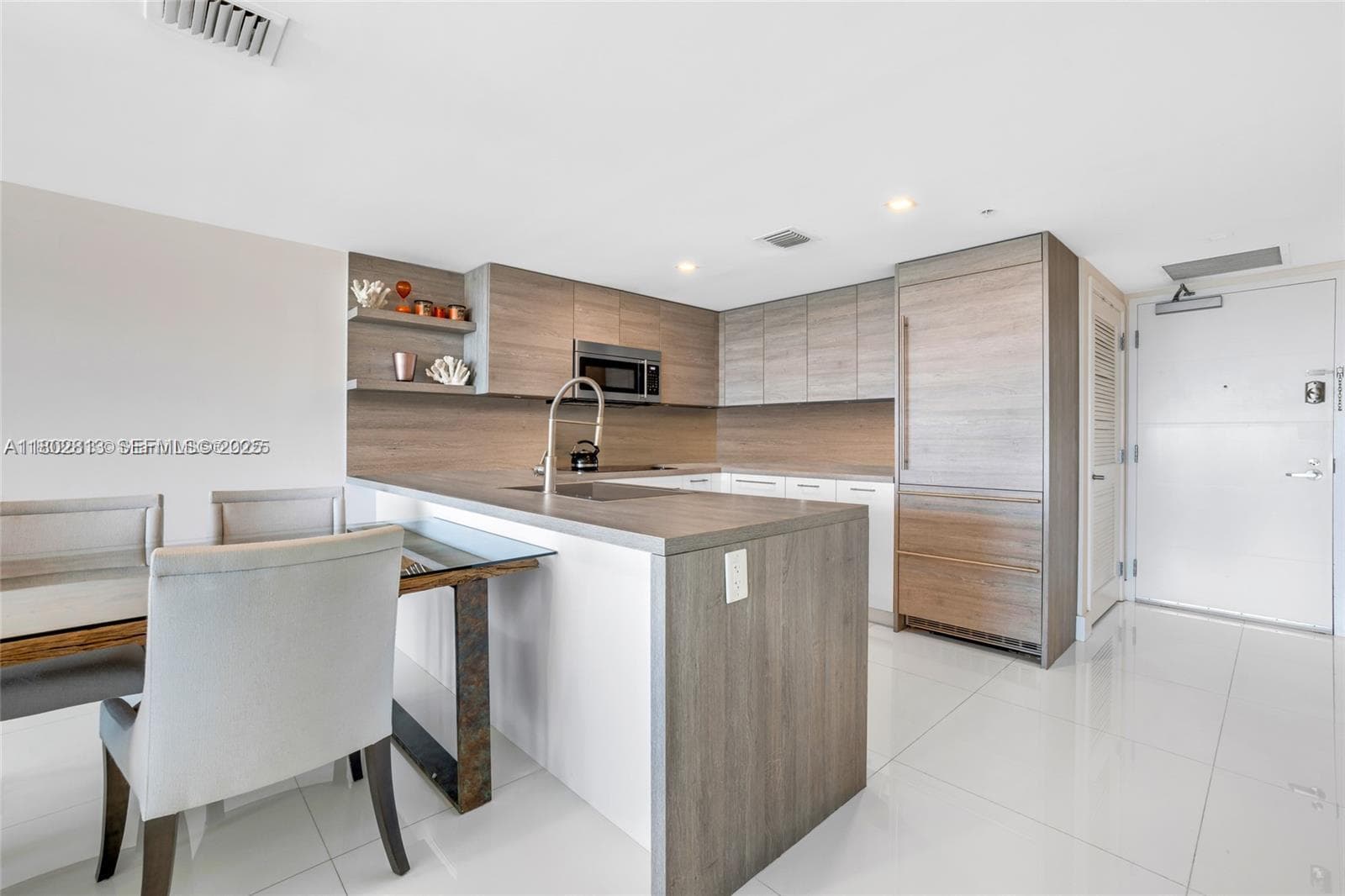 400 Sunny Isles # 1106, Sunny Isles Beach, FL 33160 photo 4