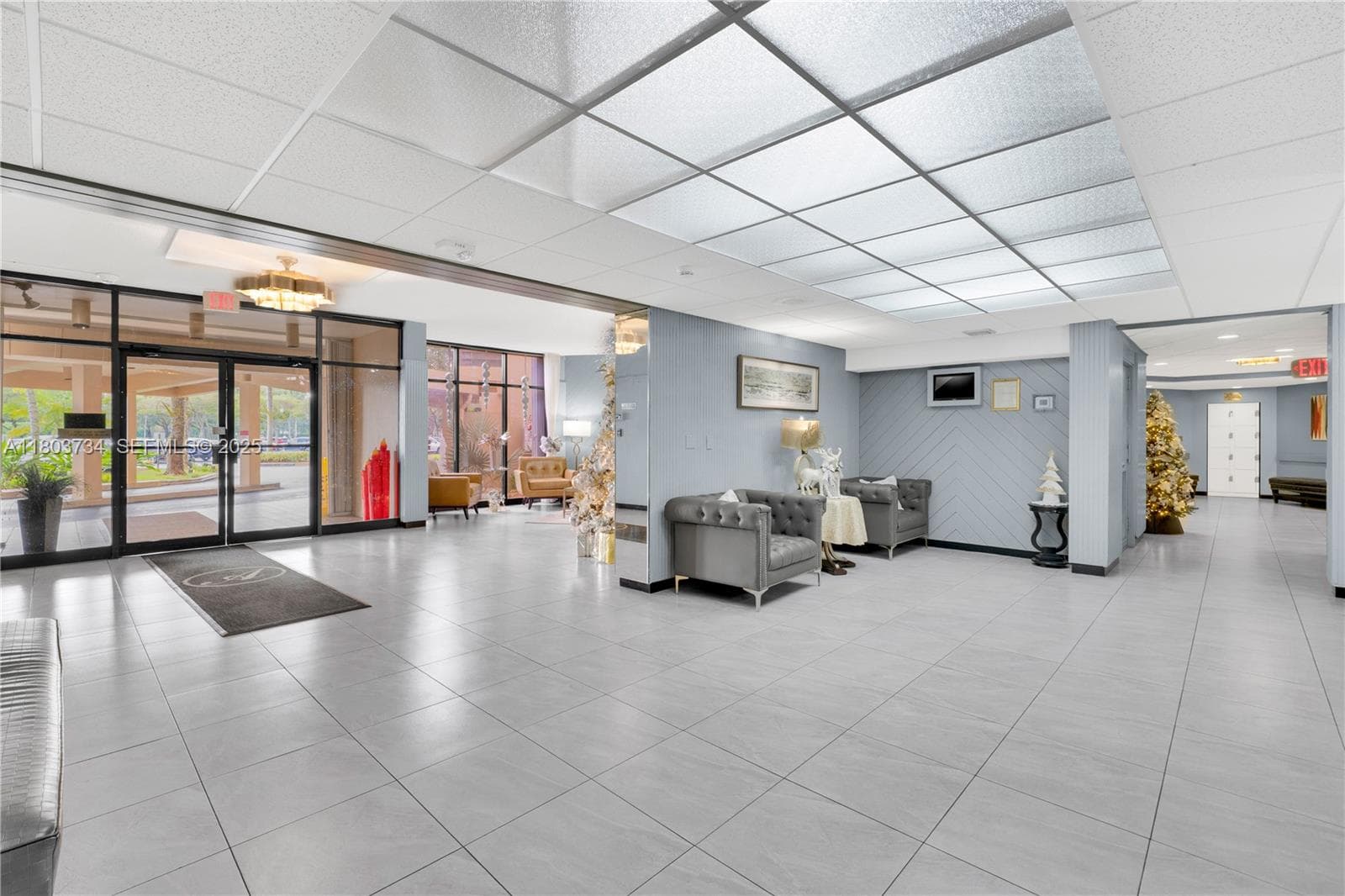 1400 Saint Charles Pl # L4, Pembroke Pines, FL 33026 photo 3