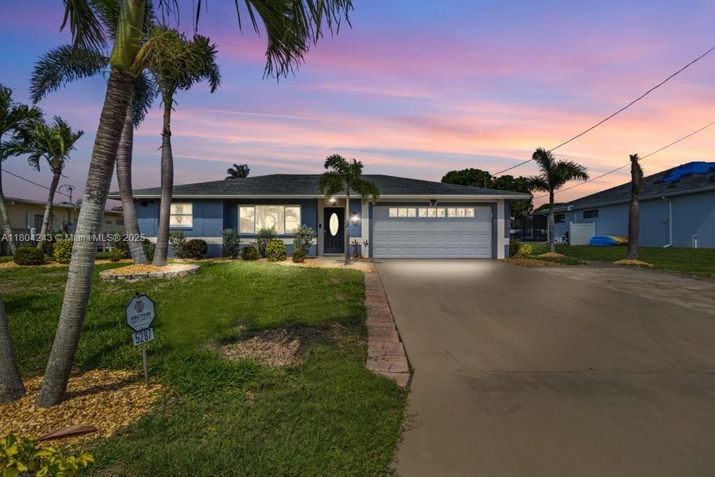 5287 Tiffany Ct, Cape Coral, FL 33904