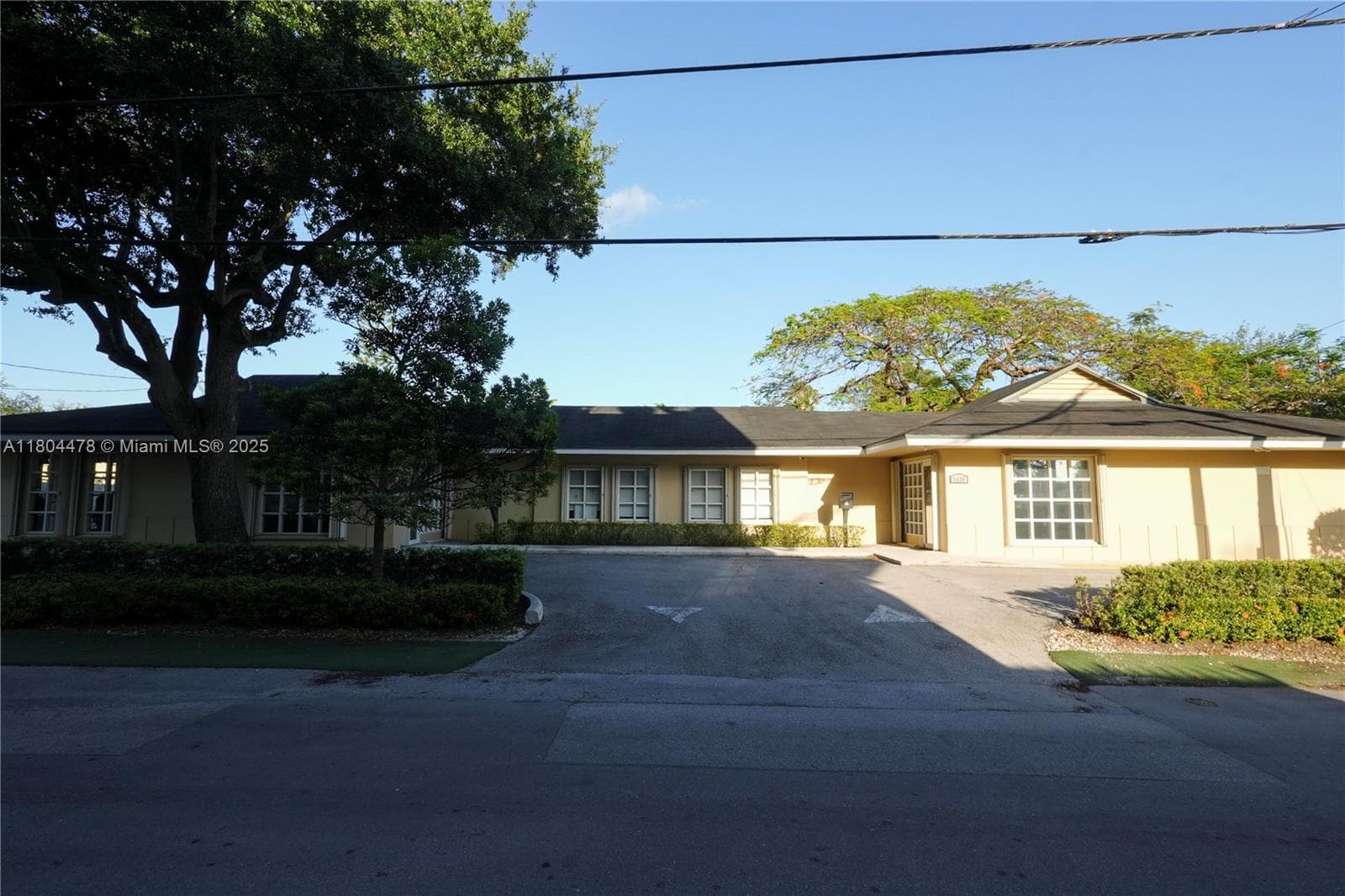 8125 SW 120th St, Pinecrest, FL 33156 photo 3