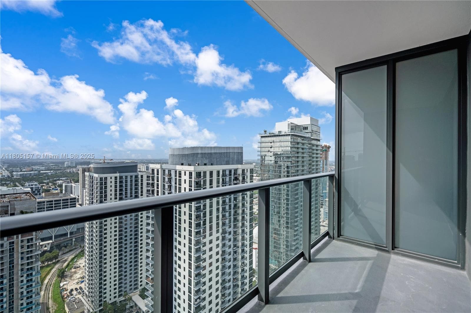 601 NE 1st # 4204, Miami, FL 33132