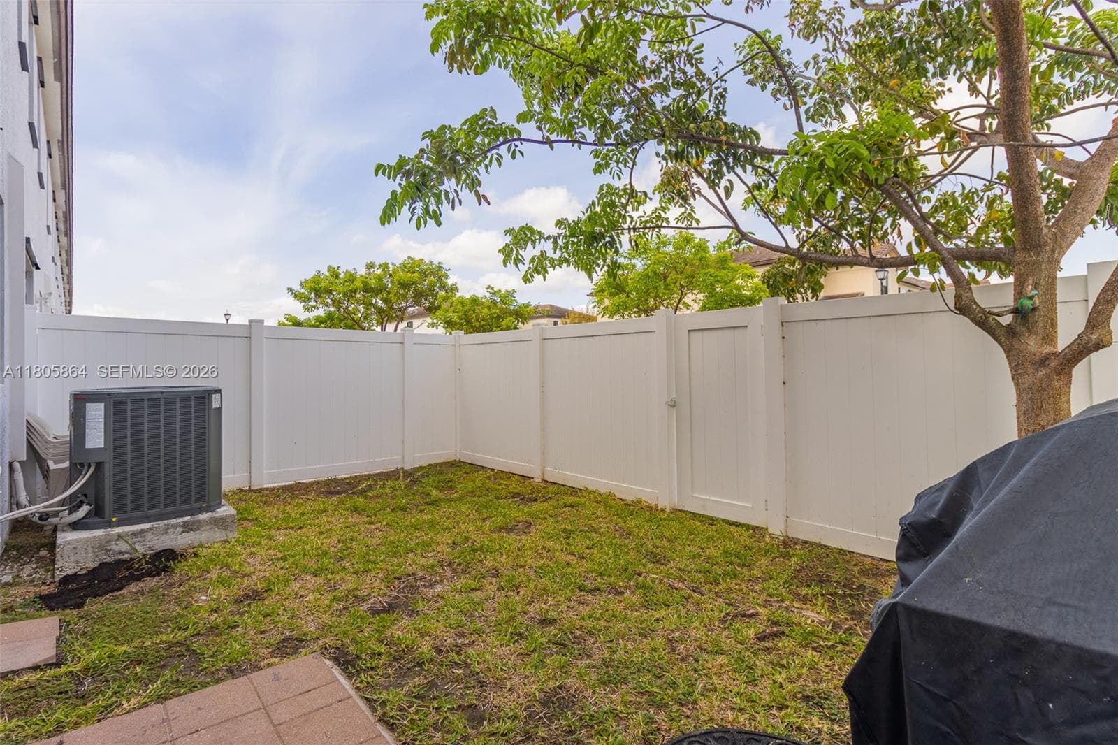 10966 W 33rd Way, Hialeah, FL 33018 photo 5