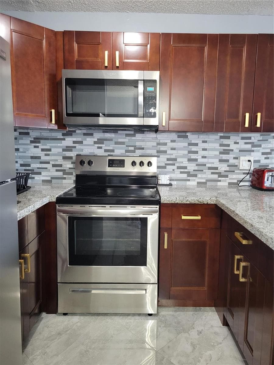 800 SW 11th Avenue # 17, Hallandale Beach, FL 33009 photo 3