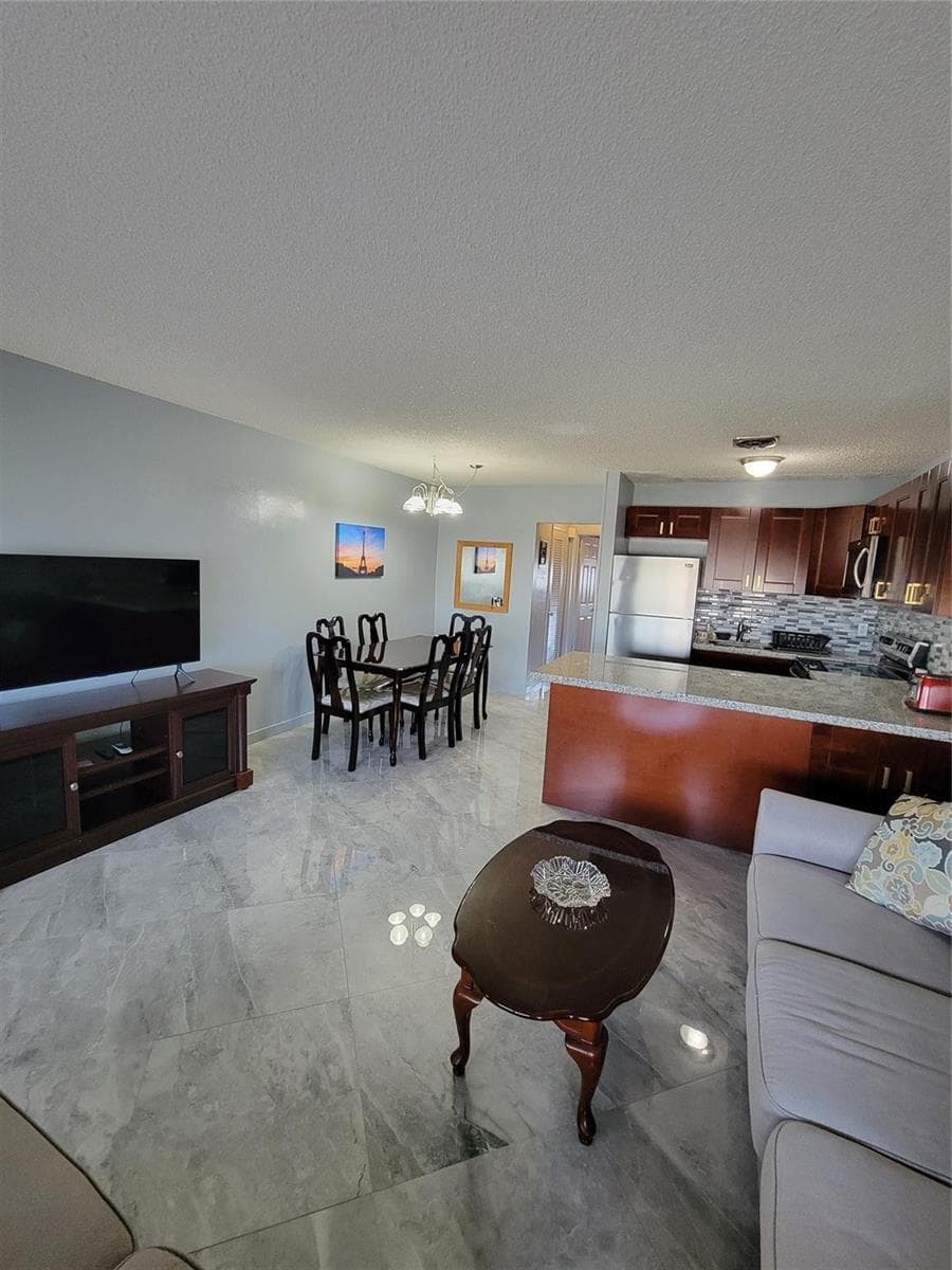800 SW 11th Avenue # 17, Hallandale Beach, FL 33009 photo 4