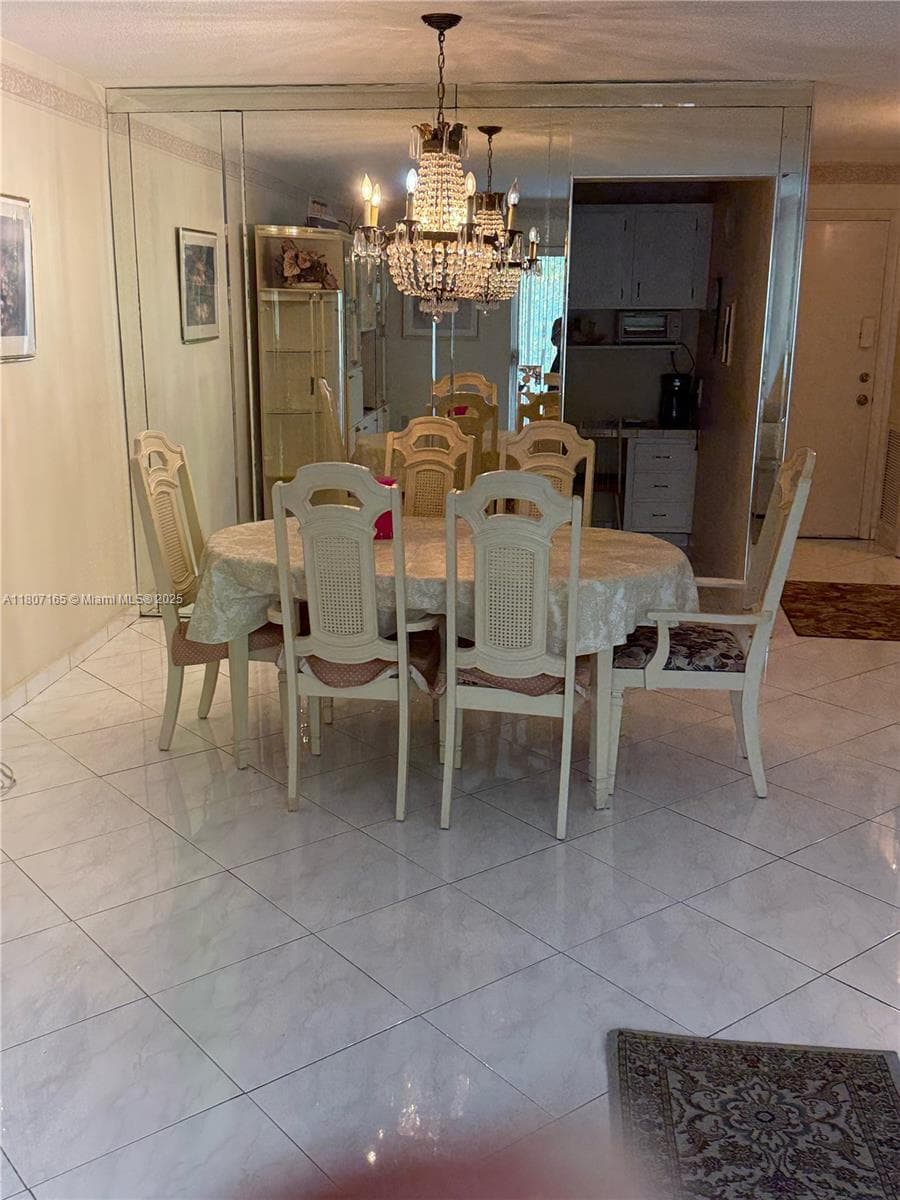 1395 NE 167th St # 203, Miami, FL 33162 photo 3