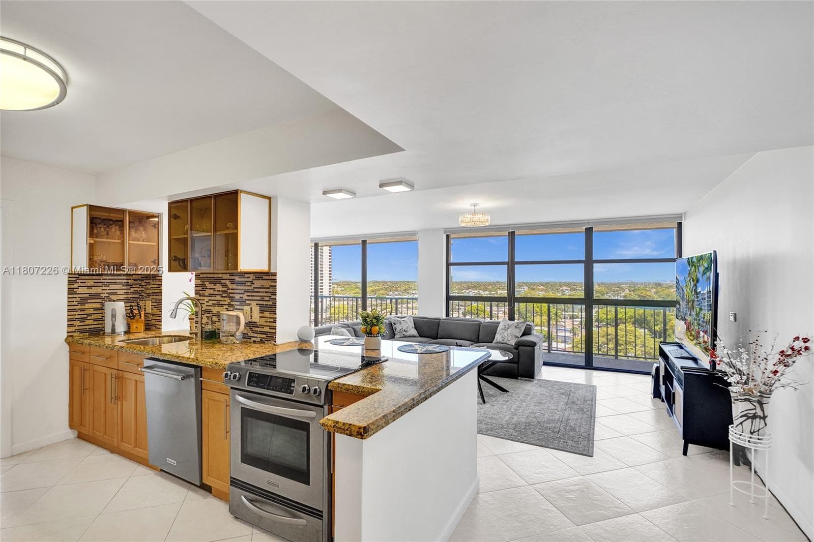 200 Leslie Dr # 1031, Hallandale Beach, FL 33009 photo 3