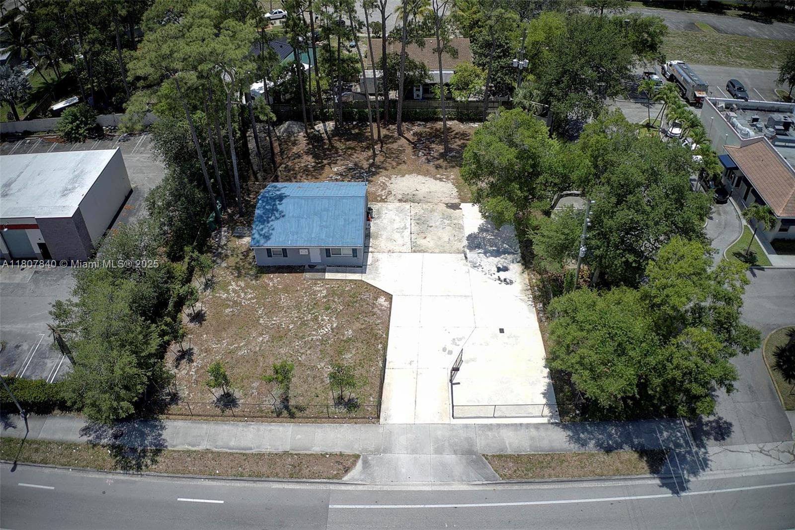 4736 Lake Worth Rd, Green Acres, FL 33463