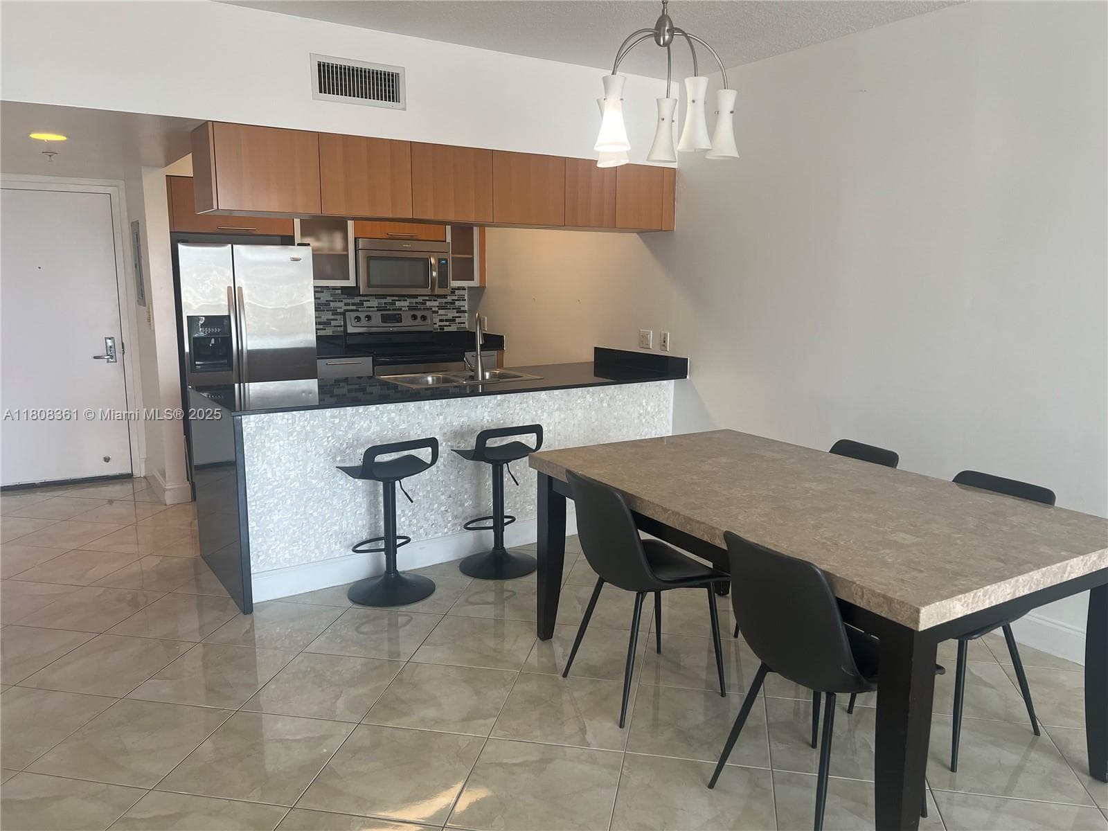 1750 N Bayshore Dr # 1410, Miami, FL 33132 photo 3
