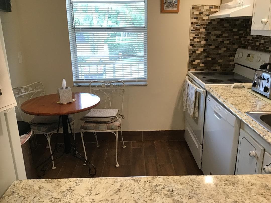 7410 NW 1st Street # 202, Margate, FL 33063 photo 4