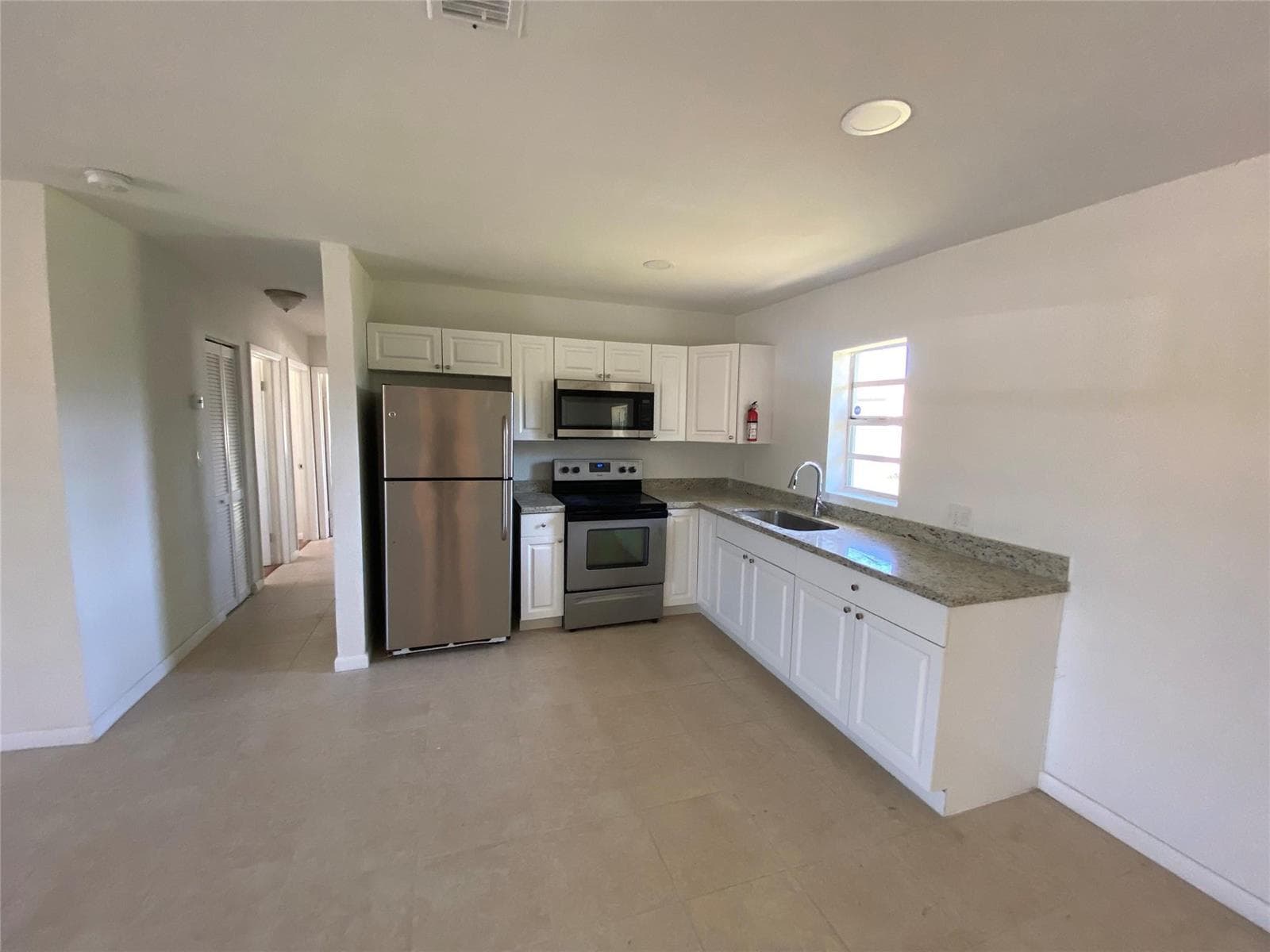 1654 43rd Street, West Palm Beach, FL 33407 photo 3