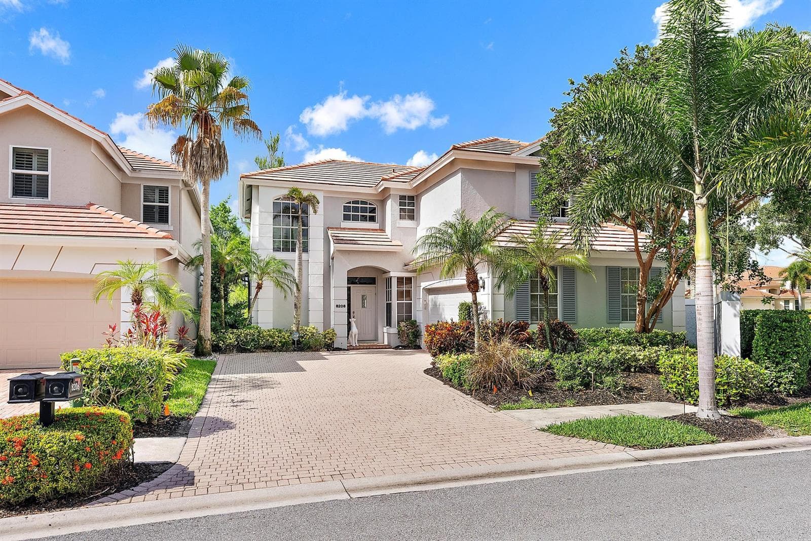 8208 Heritage Club Drive, West Palm Beach, FL 33412 photo 2