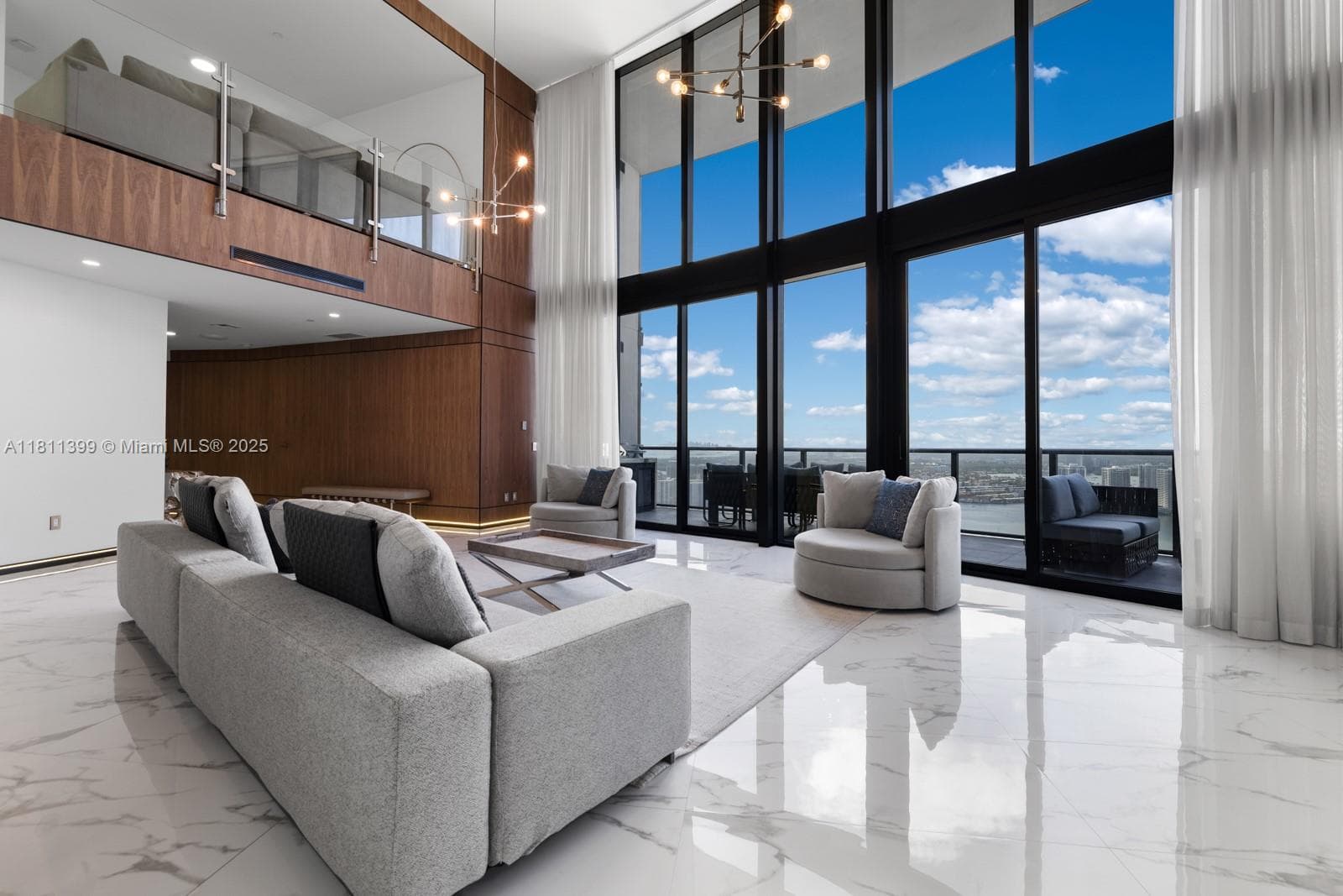 18555 Collins Ave # 4603, Sunny Isles Beach, FL 33160 photo 5