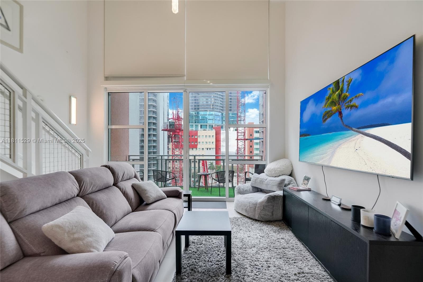 244 Biscayne Blvd # 644, Miami, FL 33132