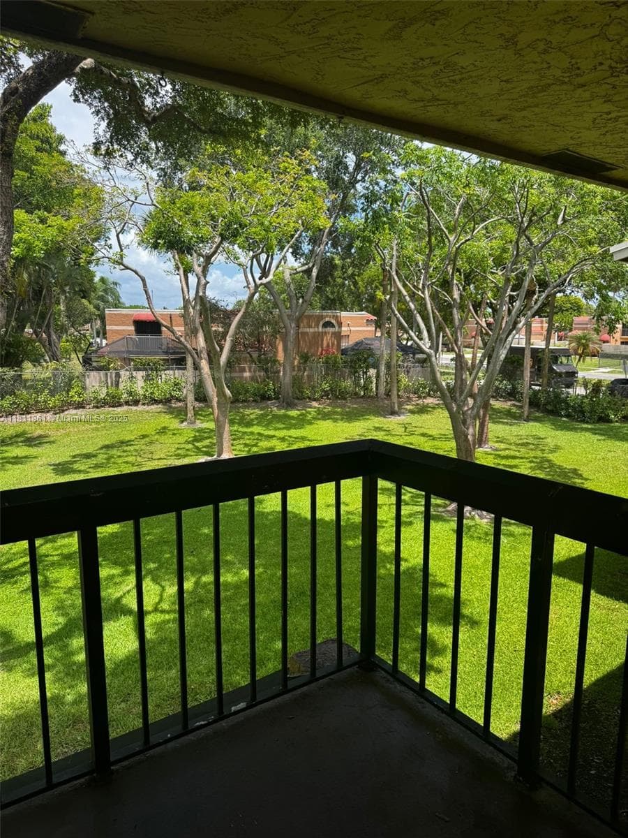 6023 10th Ave N # 215, Green Acres, FL 33463 photo 5