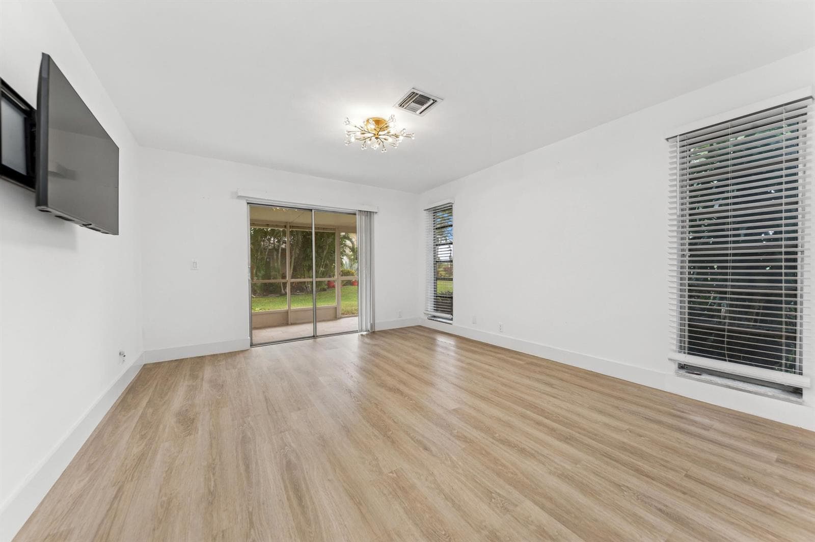 13725 Flora Place # D, Delray Beach, FL 33484 photo 4