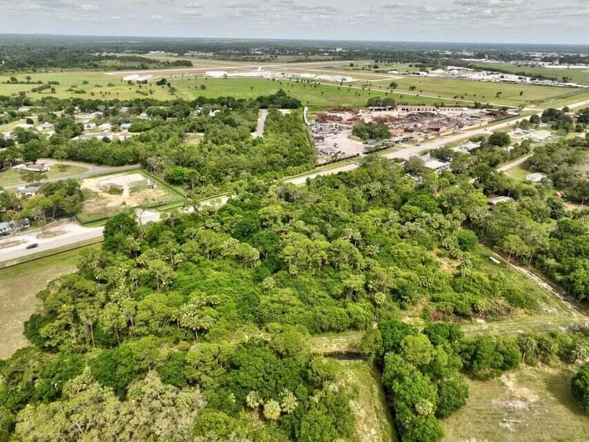 2357 NW 32 Drive, Okeechobee, FL 34972 photo 4