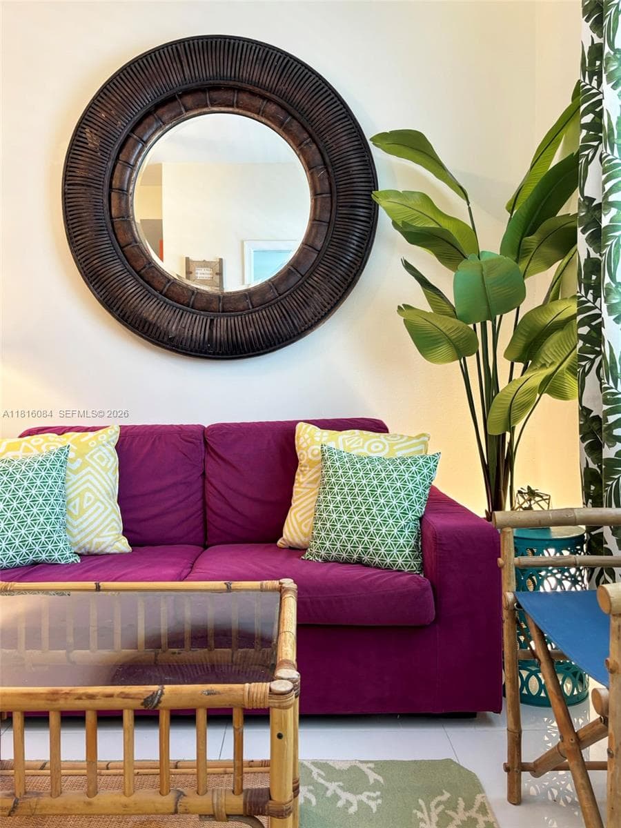 335 Ocean Dr # 114, Miami Beach, FL 33139 photo 2