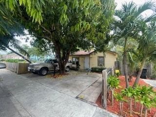 1416 N 2nd Ave N, Lake Worth, FL 33460 photo 2