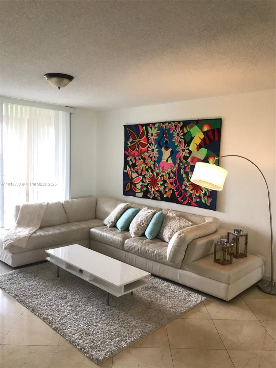 19801 E Country Club Dr # 4-603, Aventura, FL 33180 photo 2