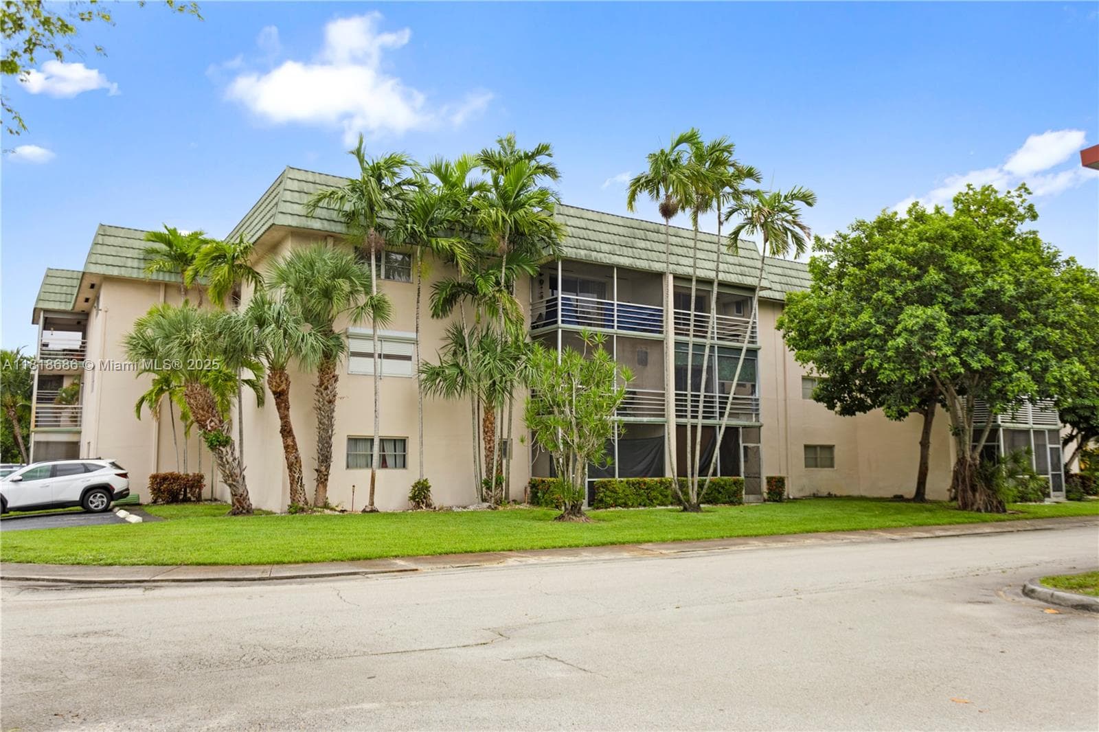 5790 Stirling # 212, Hollywood, FL 33021 photo 4