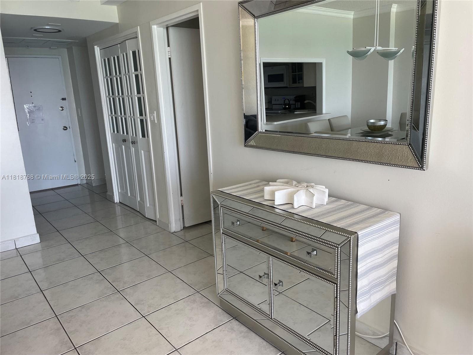 5601 Collins # 1210, Miami Beach, FL 33140 photo 5