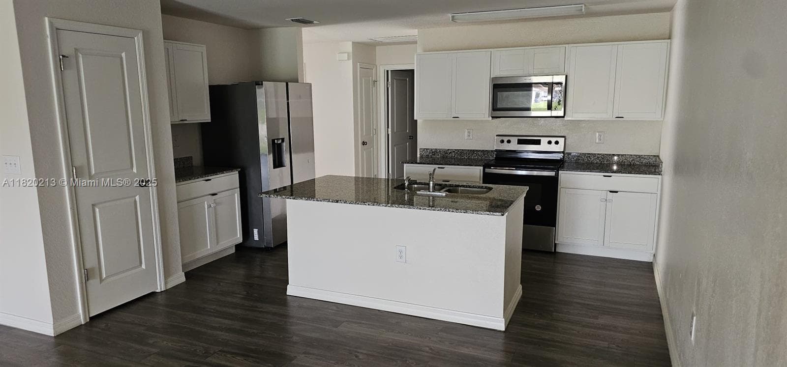 9124 Aegean Cir, Lehigh Acres, FL 33936 photo 4