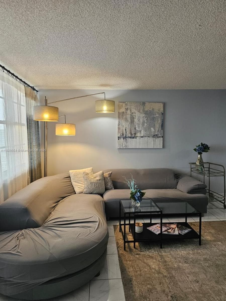251 174th St # 2111, Sunny Isles Beach, FL 33160 photo 2