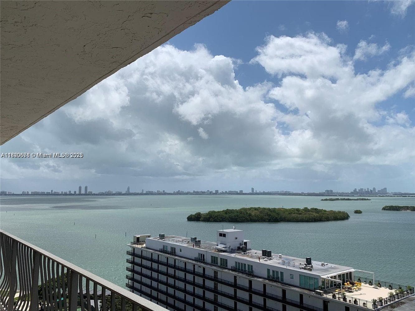 780 NE 69th St # 1507, Miami, FL 33138 photo 2